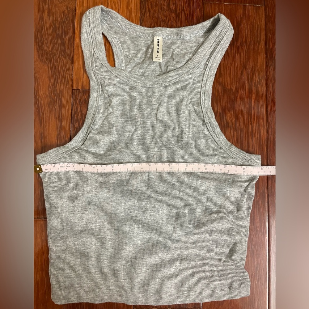 Gray Ribbed Tank Top - Picture 2 of 4